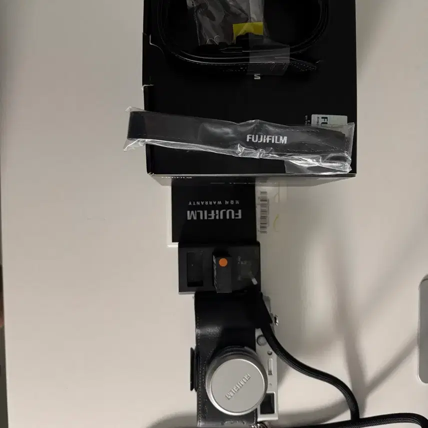 후지필름 X100VI 실버 카메라