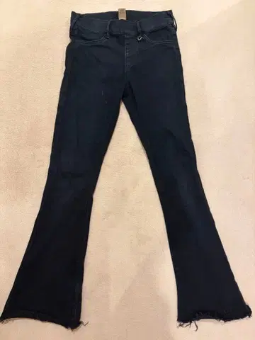 트루릴리젼 블랙 부츠컷 데님 XS