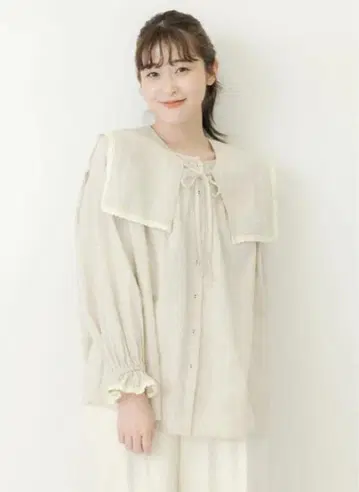 사만사 모스모스 sm2 유베시 블라우스 카라 부착