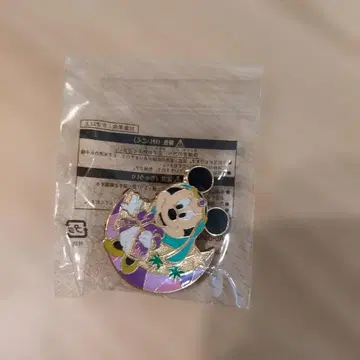 미키마우스 핀 배지 꽃과 별 디자인