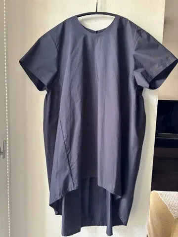 미즈이로 인드 반팔 블라우스 새상품