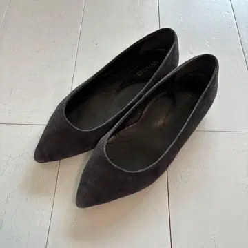 UNTITLED 포인트 플랫슈즈 네이비