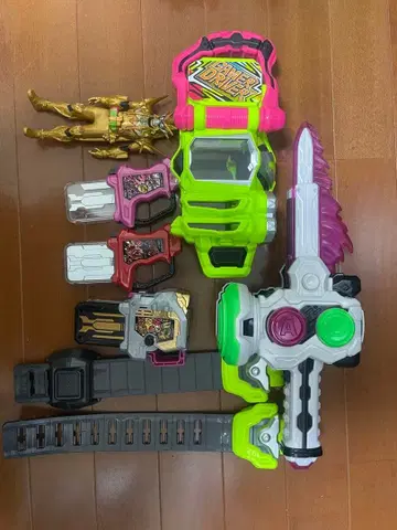 가면라이더 이그제이드 세트