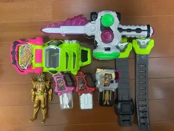 주말 한정판 가격 인하 가면라이더 이그제이드 세트