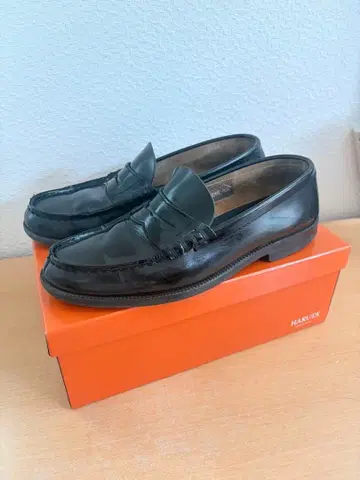 HARUTA 블랙 로퍼 27.0 EEE