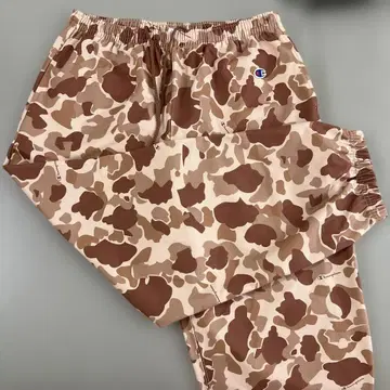Champion 카모플라쥬 팬츠 저리 원단