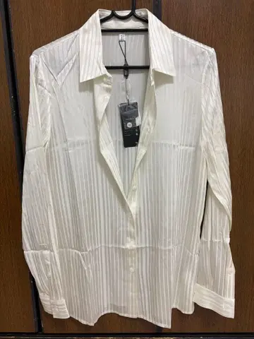 릴리 실크 스트라이프 긴팔 셔츠