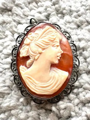 카메오 브로치 여성의 옆모습 이탈리아 구매 빈티지