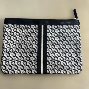 오로비앙코 클러치백 올 패턴