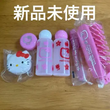 미사용 새상품 키티 트래블 세트 케이스 헤어 브러쉬 칫솔 보틀 산리오