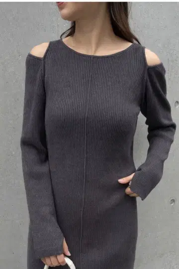 [ mline ] 컷 아웃 니트 원피스 사이즈 1