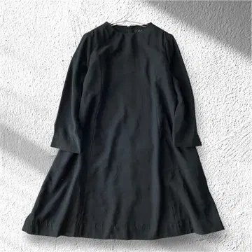 [내추럴 베이직] 원피스 백 지퍼 어깨 패드 있음 안감 있음 M