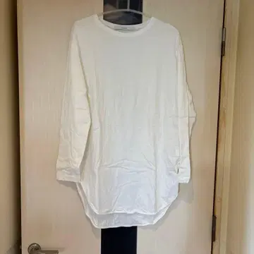 FRAMeWORK 화이트 긴팔 T셔츠 롱 기장