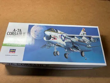 Hasegawa A-7A CORSAIR II 1:72