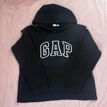 GAP 블랙 후드티 후드 부착
