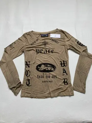 BadBlood 베이지 긴팔 T셔츠 프린트