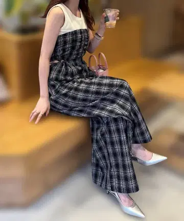 미사용 카스타네 kastane 2piece 컷 아웃 살로펫 A26238