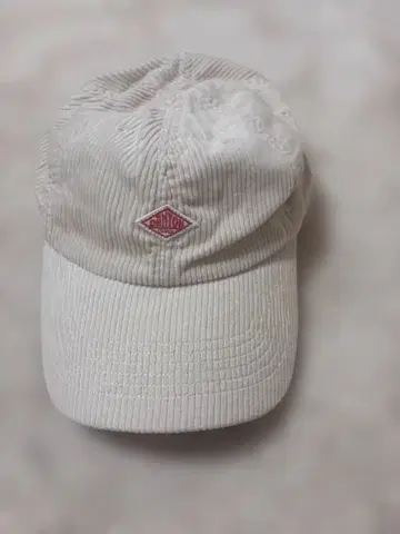 단톤 화이트 코듀로이 야구 모자
