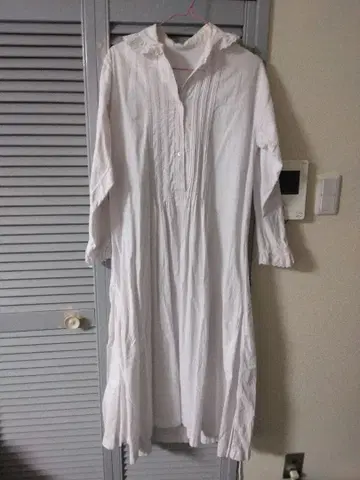 1점 앤티크 레이스 롱 원피스 아이스 핑크 수제 자수 유럽 구제 의류