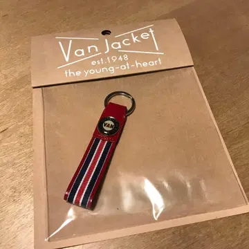 Van Jacket 마루VAN 키링