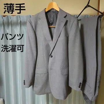 핀스트라이프 수트 라이트 그레이 백 오픈 얇은 소재 2 버튼