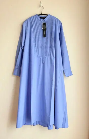 미사용 새상품 미즈이로 인드 핀턱 플레어 롱 원피스 블루