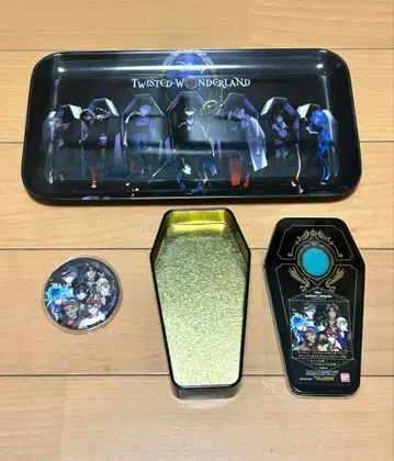 트위스티드 원더랜드 기숙사장 굿즈 묶음 판매 즉시 구매