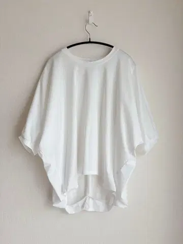 컨디션 최상 미즈이로 인드 벌룬 풀오버 화이트