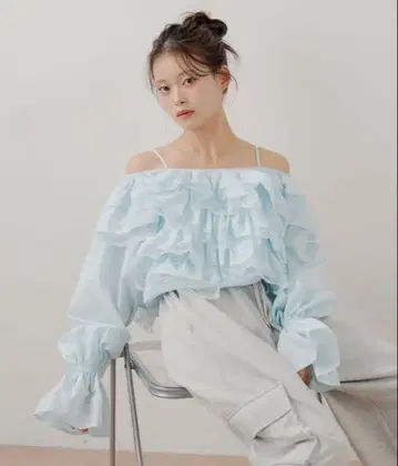 Chico 프릴 오프숄더 셔츠 라이트 블루