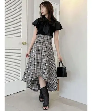 dazzlin ZIP 프린지 코르셋 플레어 스커트 S