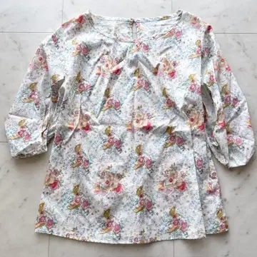 Des Ponds Dans L'eau 리버티 프린트 풀오버 블라우스