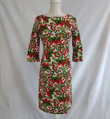 49AV. 준코 시마다 딸기 무늬 딸기 무릎 기장 원피스 올 패턴