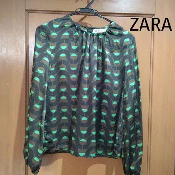 ZARA 풀오버 옵티컬, 지오메트릭 올 패턴