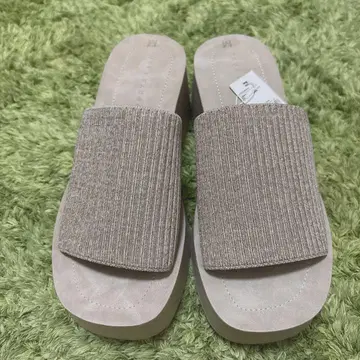 LOWRYS FARM 칸도우 핏 니트 샌들 새상품