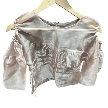 [ 가격 인하 가능 ] 브라이트 메쉬 개더 탑 MAISON SPECIAL