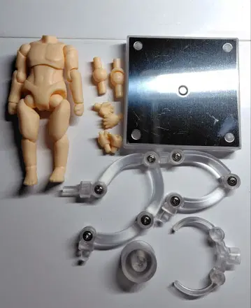 넨도로이드돌 아키타입 맨 아몬드 밀크