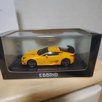 EBBRO 1/43 LEXUS LFA NURBURGRING Pkg
