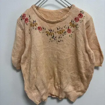 반팔 니트 [ M ] 라이트 핑크 꽃무늬 어깨 패드 크루넥 심플