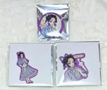 귀멸의 칼날 릴로 호텔즈 코쵸우 시노부 캔뱃지 다이컷 스티커