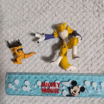 디지몬 어드벤처 ] 그레이몬과 수인형 디지몬 레나몬 피규어 2체