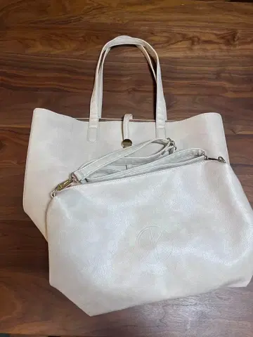 D.KELLY 토트백 크림색