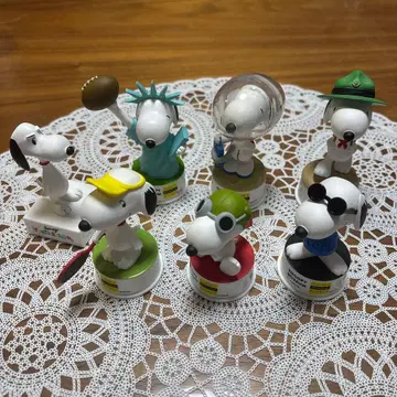 스누피 뮤지엄 피규어 세트 플라잉 에이스, 자유의 여신, 아스트로