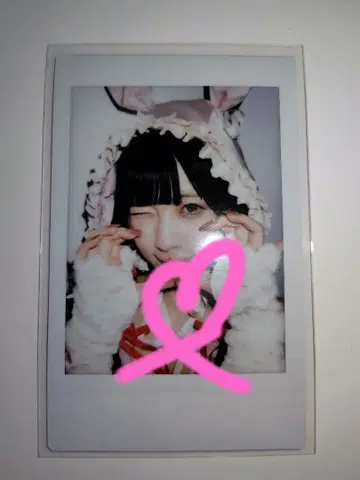 신기루 아뮤 큐루링 해봐 LARME 의상 산리오 폴라로이드