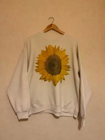 studio.q 해바라기 맨투맨 90s usa제