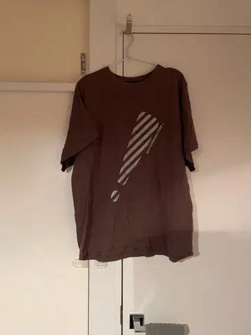 메르시보쿠 빅토리 마크 T셔츠