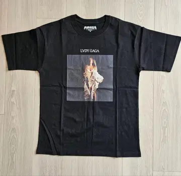 Lady Gaga MAYHEM Dark 티셔츠 - 사이즈 M