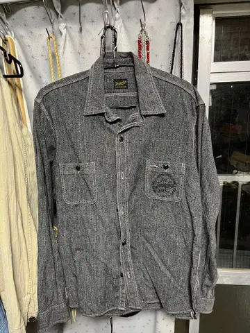 텐더로인(TENDERLOIN)의 T-솔트앤페퍼(SALTN PEPPER)