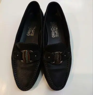 Ferragamo 블랙 로퍼