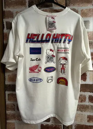 헬로키티 혼다 콜라보T셔츠 HONDA 슈퍼커브 초귀중 단종품