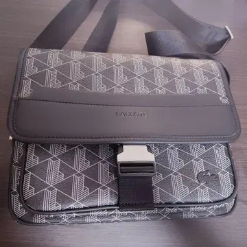 LACOSTE 메신저 백